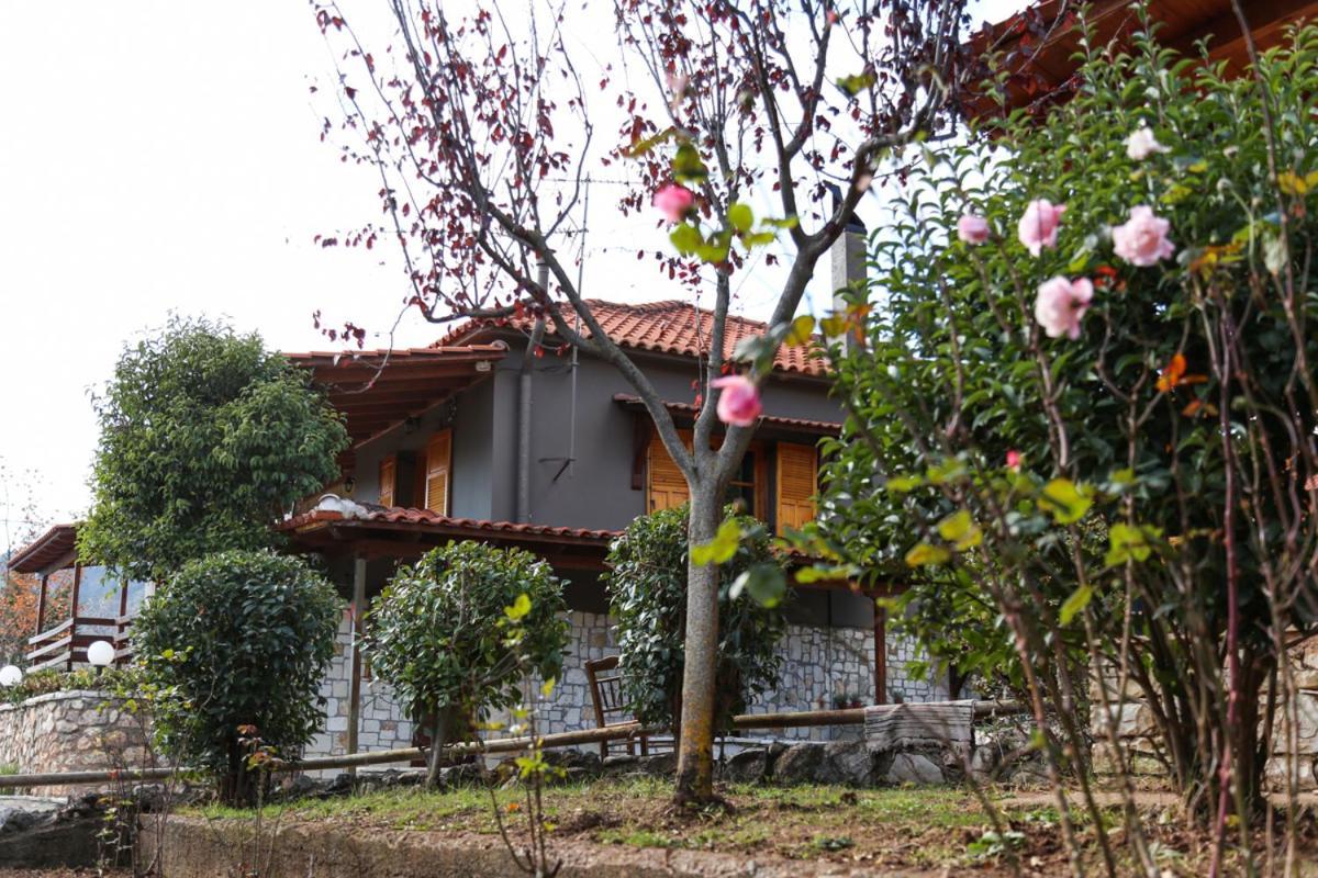 Orias Guesthouse & Farm Kalavryta Exterior photo